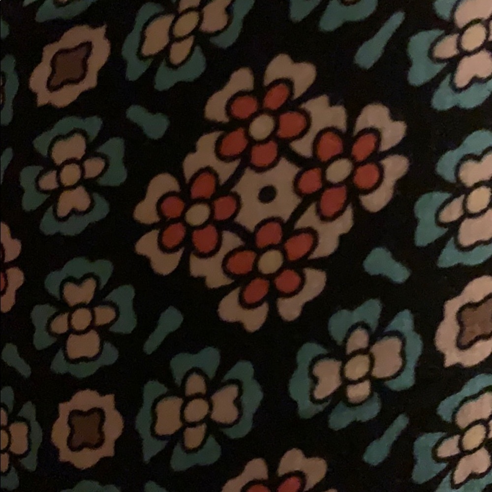 Meet your Posher, Olay